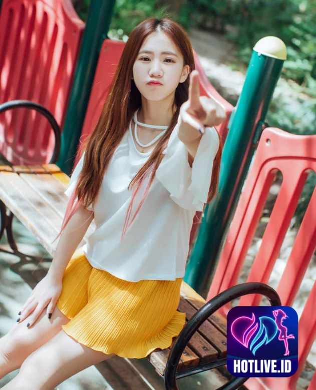 Dong Cheng Li (董成丽): Pesona Bintang Tiongkok yang Menakjubkan di Hotlive. The Amazing Charm of a Chinese Star 10/01 7 - HotLive Dong Cheng Li-Hotlive
