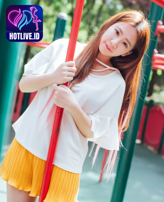Dong Cheng Li (董成丽): Pesona Bintang Tiongkok yang Menakjubkan di Hotlive. The Amazing Charm of a Chinese Star 10/01 5 - HotLive Dong Cheng Li-Hotlive