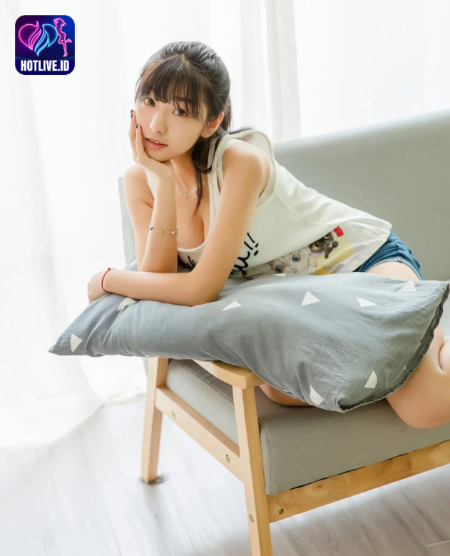 Rahasia Kesuksesan Zhang LangYue Star Indonesia Livestream Hot51: Fenomena Mod Apk Livestreaming yang Memanas The Beautiful Girl 4 - HotLive zhang langyue-hot51