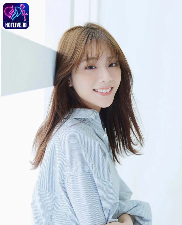 Menjelajahi Sensasi Live Streaming Panas bersama Asuka Kijima Star Indonesia: Tinjauan Mendalam tentang Tata Live Mod Apk, Bling2 Live, dan Pengalaman Menonton Terkini The Beautiful Girl 5 - HotLive Asuka Kijima-Hot51