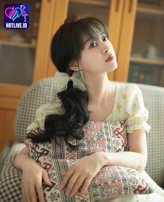 Kisah Menawan Yi XuanXi: Model Cantik dari China di Hot51 Livestream The Beautiful Girl 6 - HotLive Yi XuanXi-Hot51