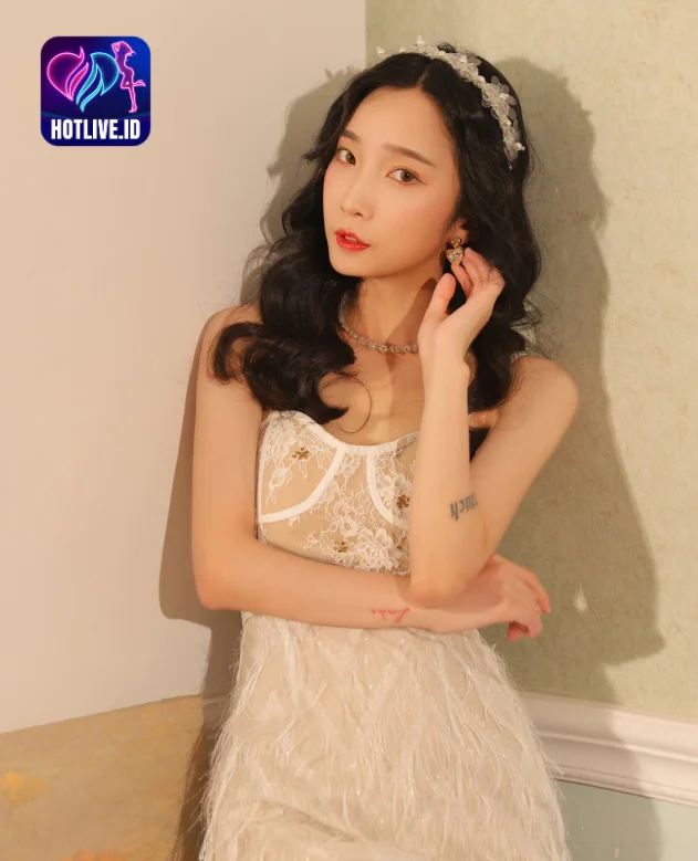 Lei Meng Ying-hotlive