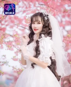 Read more about the article Xiao Su Su: Bintang Cantik Angel dari China di Hotlive yang Memukau Dunia . The most beautiful girl Goddess 2024