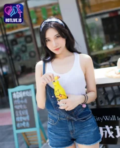 Read more about the article Menyelami Fenomena “Aimi Fox Sica Star Indonesia Livestream Hot51”: Kehebohan, Kontroversi, dan Kehadiran TopG88 The Beautiful Girl