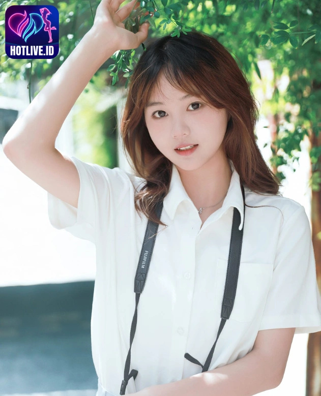 Mengulas Fenomena Fei Xiang Qi Star: Situs Live Bar Bar dan Fenomena Hot51 Mod Apk Terbaru The Beautiful Girl Live Stream 5 - HotLive Fei Xiang Qi-Hot51